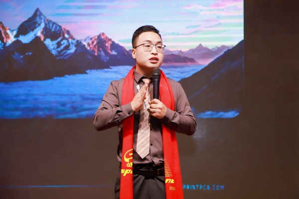 深圳普林电路销售副总发表讲话
