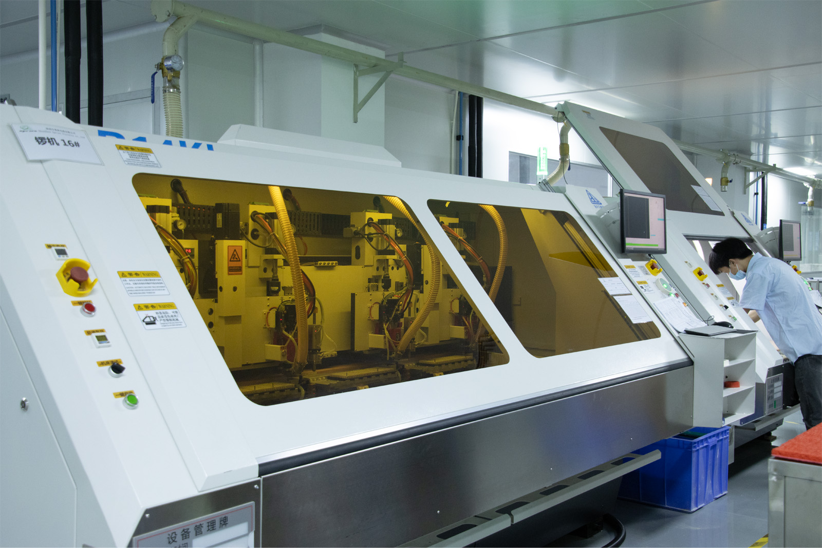 先进的加工检测设备